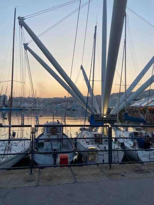 La Finestra Sul Cielo Del Porto Antico Di Genova Apartment Bagian luar foto