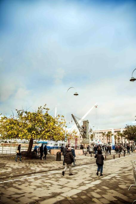 La Finestra Sul Cielo Del Porto Antico Di Genova Apartment Bagian luar foto