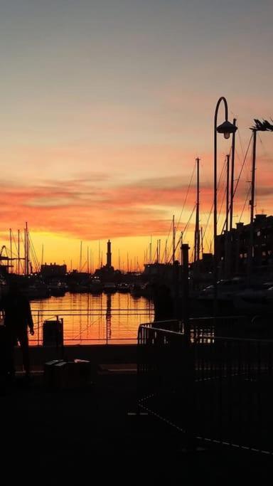 La Finestra Sul Cielo Del Porto Antico Di Genova Apartment Bagian luar foto